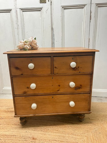 Small victorian chest - small,