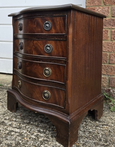Small mahogany style - small, 4